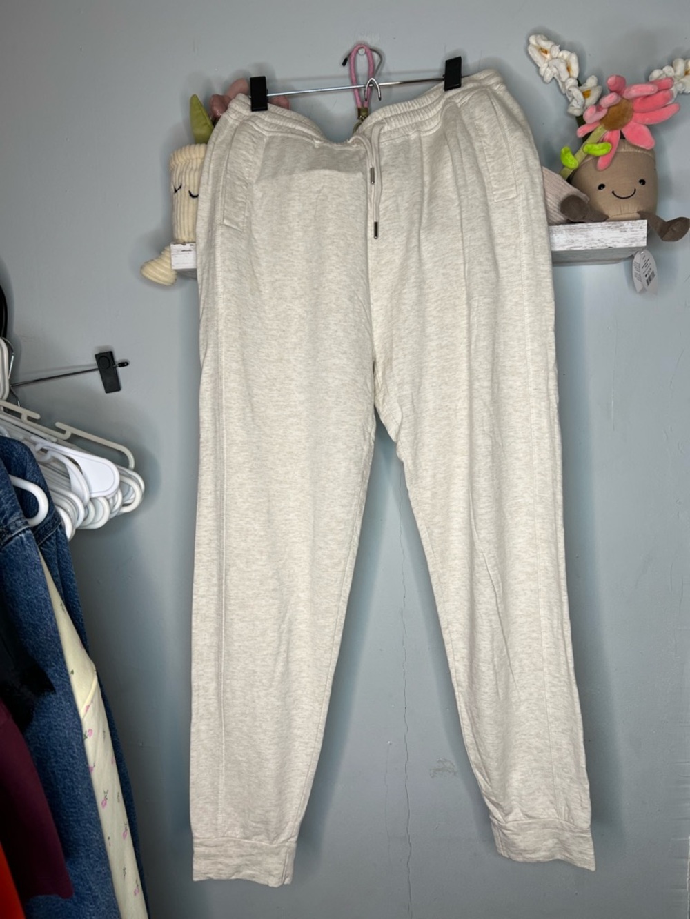 Reiss women cuffed joggers size M - Picture 5 of 5